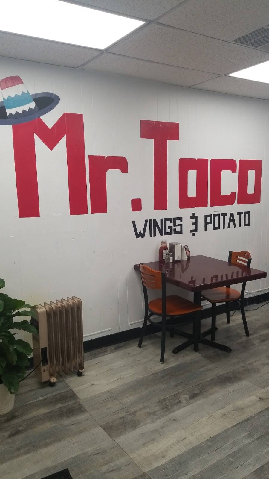 Mr. Taco, Wings & Potato - Fast Food Restaurant Milwaukee | restaurant | 831 S Cesar E Chavez Dr, Milwaukee, WI 53204, USA | 4148374035 OR +1 414-837-4035