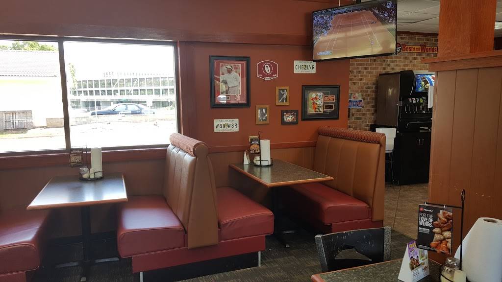 Pizza Hut | meal takeaway | 4709 N Lincoln Blvd, Oklahoma City, OK 73105, USA | 4055255655 OR +1 405-525-5655