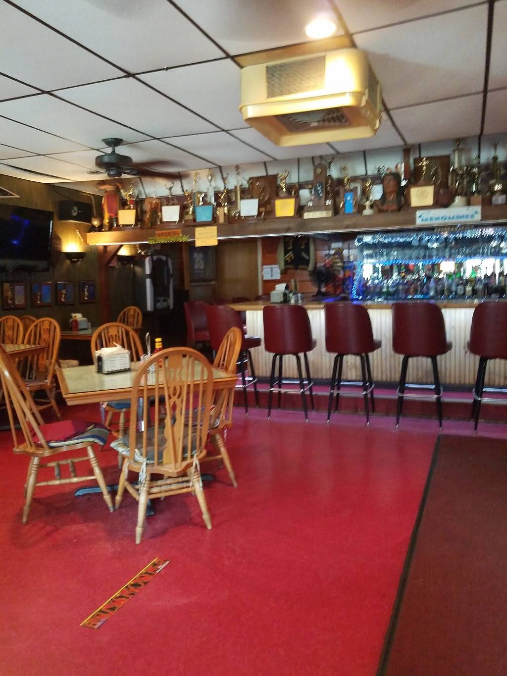 Kellys Place | restaurant | 222 W Main St, Tiskilwa, IL 61368, USA | 8156464773 OR +1 815-646-4773