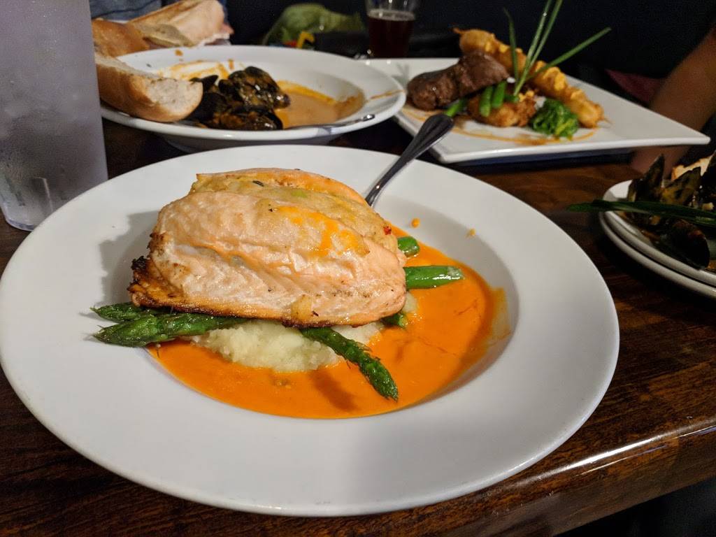 Ricos World Kitchen | restaurant | 306 W Main St, Buford, GA 30518, USA | 6787657518 OR +1 678-765-7518