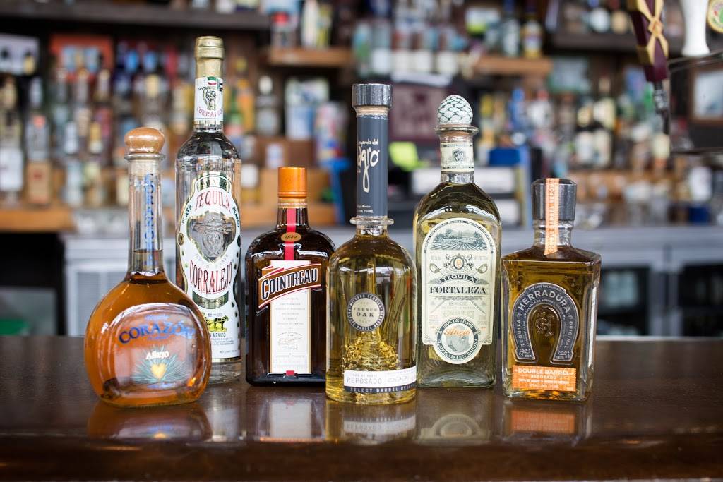 BelAir Cantina Downer Ave | restaurant | 2625 N Downer Ave, Milwaukee, WI 53211, USA | 4149641190 OR +1 414-964-1190