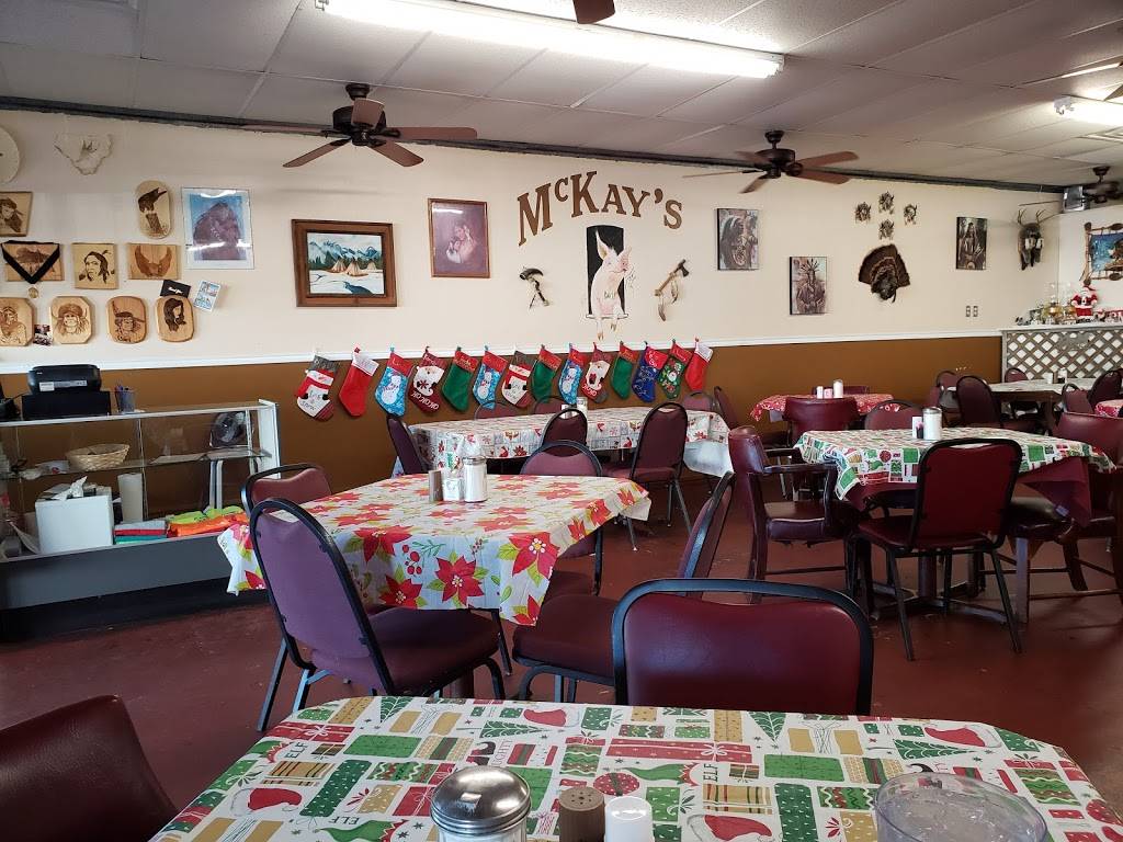 Mckays Country Kitchen & Bbq | restaurant | 1113 Main St, Commerce, TX 75428, USA | 9038866080 OR +1 903-886-6080