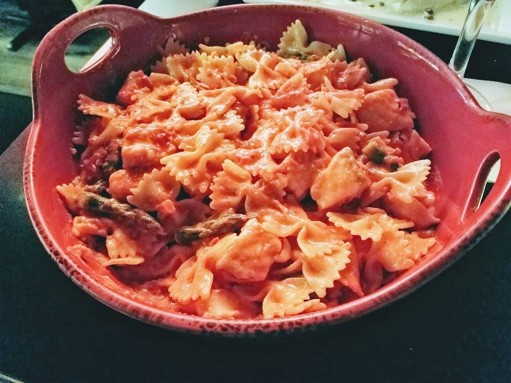 da Baffone Cucina Italiana | restaurant | 111 N Main St, Crystal Lake, IL 60014, USA | 8158936149 OR +1 815-893-6149