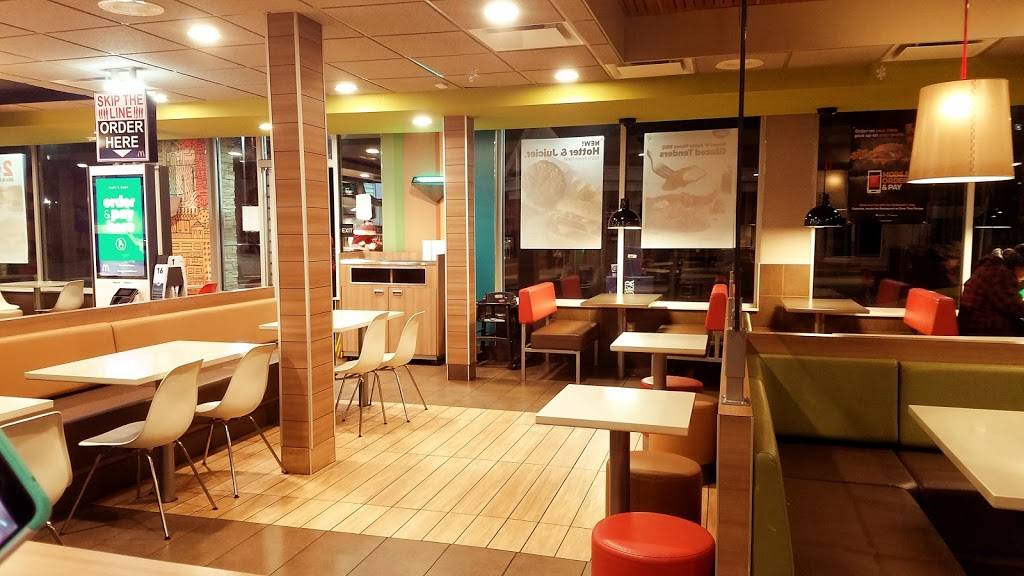 McDonalds | cafe | 630 Kentucky Ave, Pineville, KY 40977, USA | 6063371505 OR +1 606-337-1505