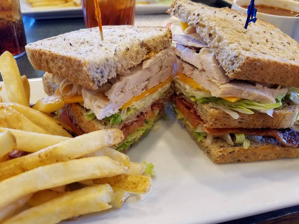 Kings Family Restaurants | bakery | 4310 Northern Pike, Monroeville, PA 15146, USA | 4123733110 OR +1 412-373-3110