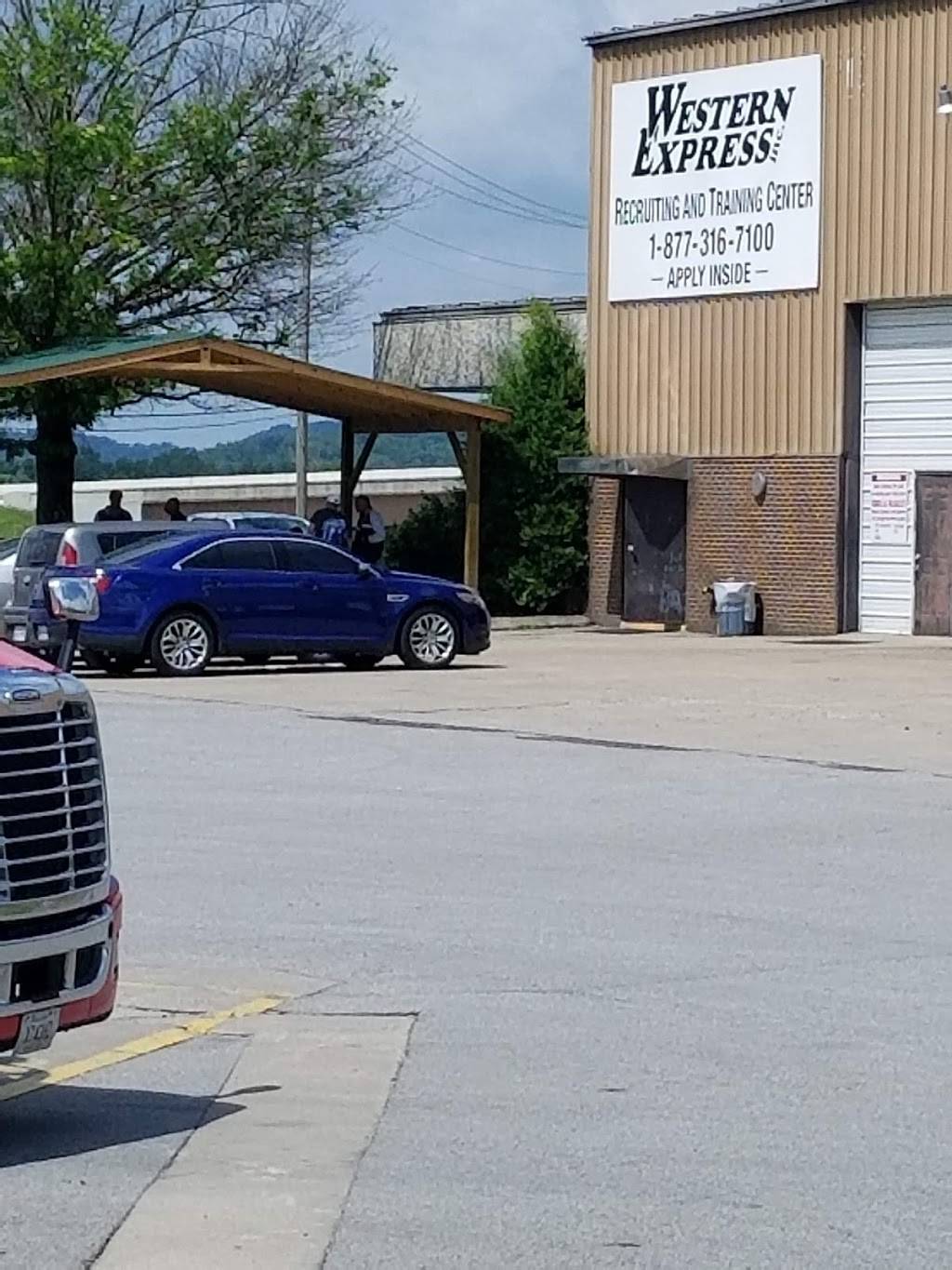 Pilot Travel Center | restaurant | 6418 Centennial Blvd, Nashville, TN 37209, USA | 6153507225 OR +1 615-350-7225