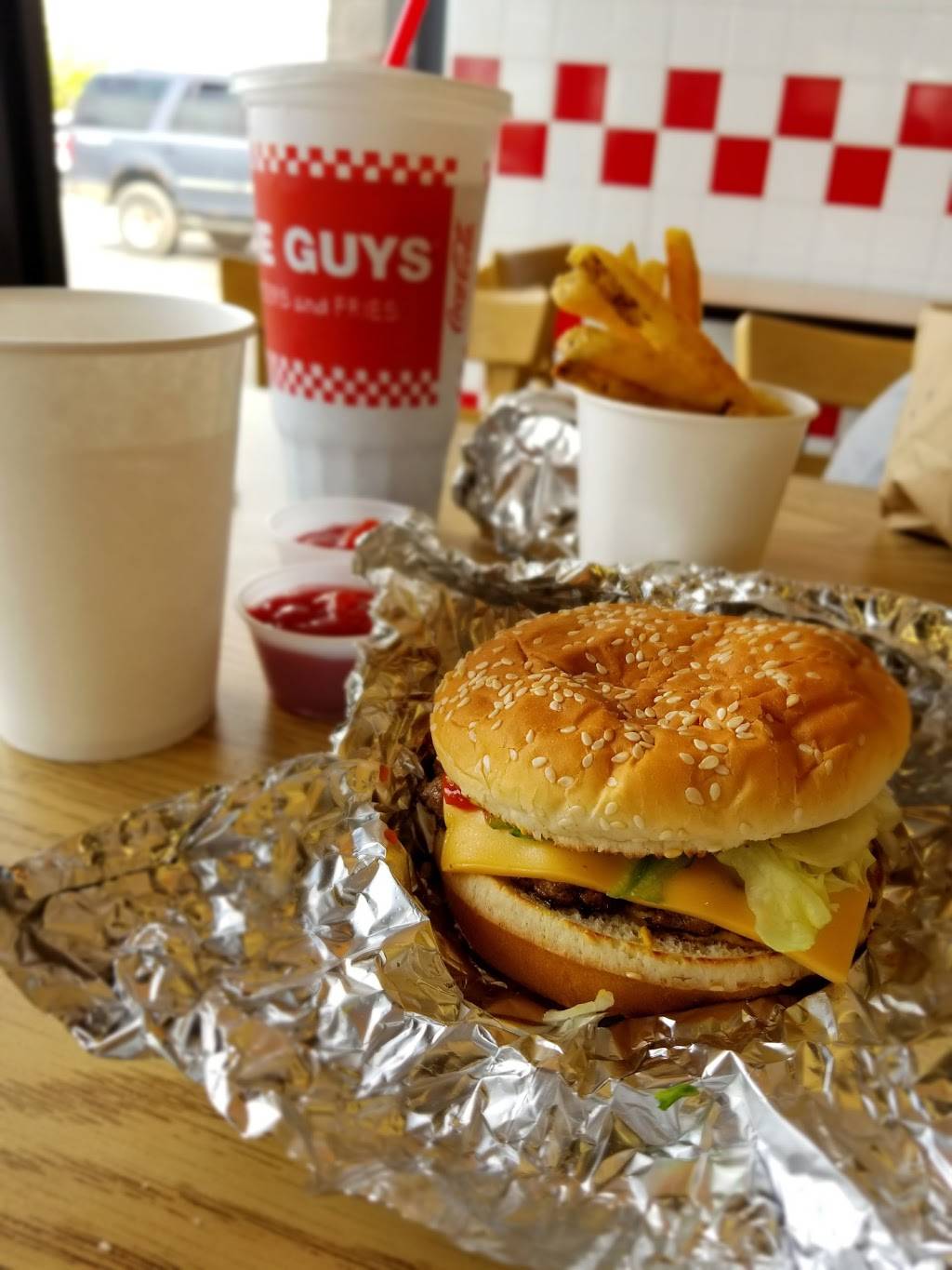 Five Guys | meal takeaway | 23414 Allen Rd, Woodhaven, MI 48183, USA | 7346923483 OR +1 734-692-3483