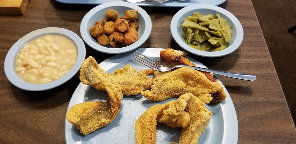 Huckleberrys Catfish Buffet | restaurant | 2613 Eastline Rd, Searcy, AR 72143, USA | 5012680194 OR +1 501-268-0194