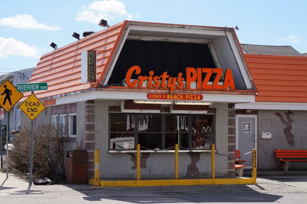 Cristys Pizza | restaurant | 1 Riverview Terrace, Hampton, NH 03842, USA | 6039294496 OR +1 603-929-4496