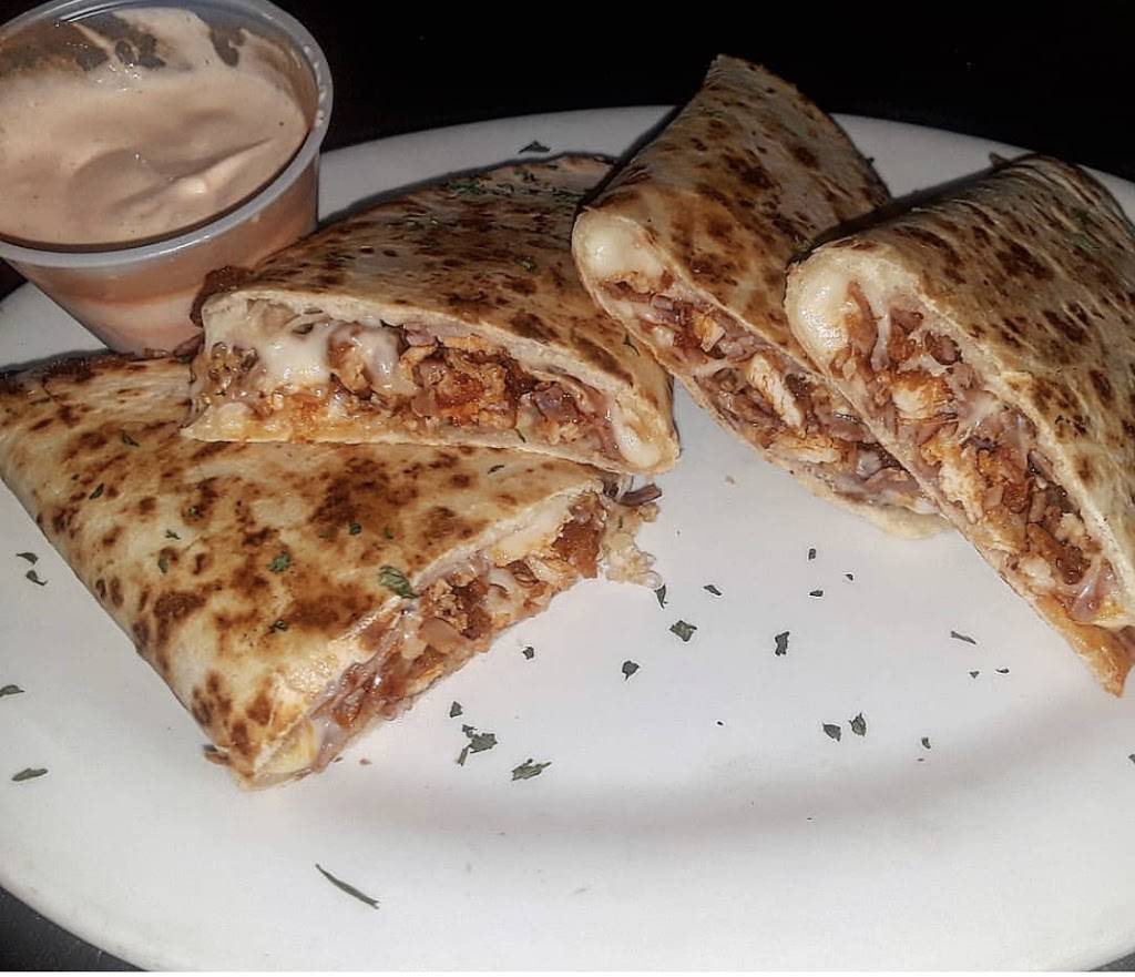 G.W. Sharkeys Raw Bar and Grill | restaurant | 10365 Royal Palm Blvd, Coral Springs, FL 33065, USA | 9543419990 OR +1 954-341-9990