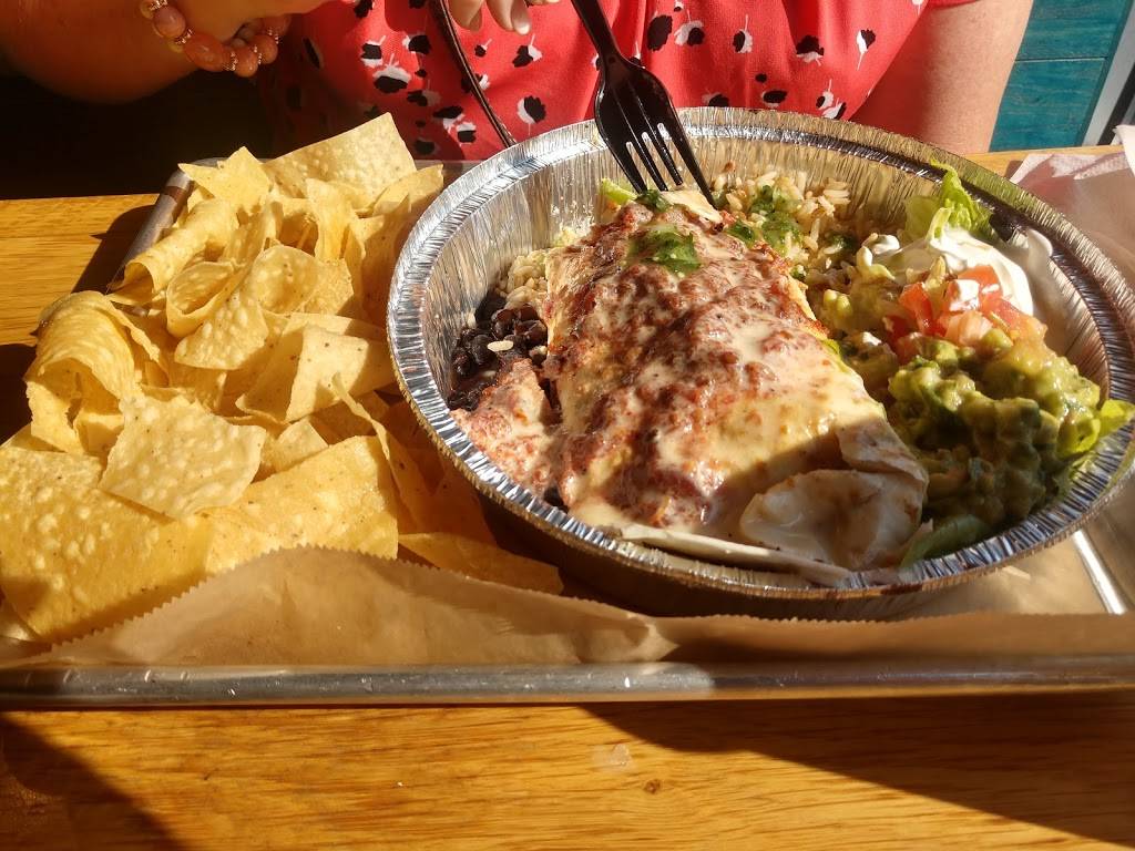 Willys Mexicana Grill | restaurant | 600 Chastain Rd NW, Kennesaw, GA 30144, USA | 6786957492 OR +1 678-695-7492