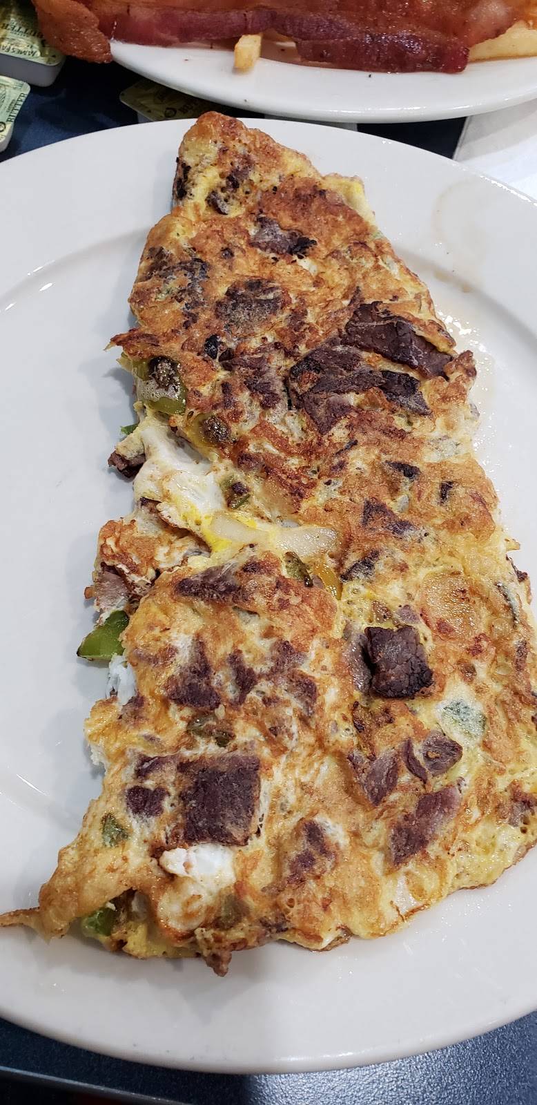 Georges Diner | restaurant | Westchester Ave, Bronx, NY 10472, USA | 7188281170 OR +1 718-828-1170