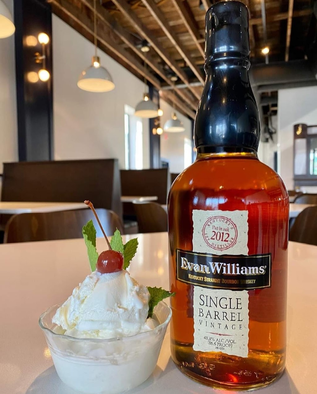 The Brass Fountain | restaurant | 122 E Main St, Solon, IA 52333, USA | 3196246122 OR +1 319-624-6122