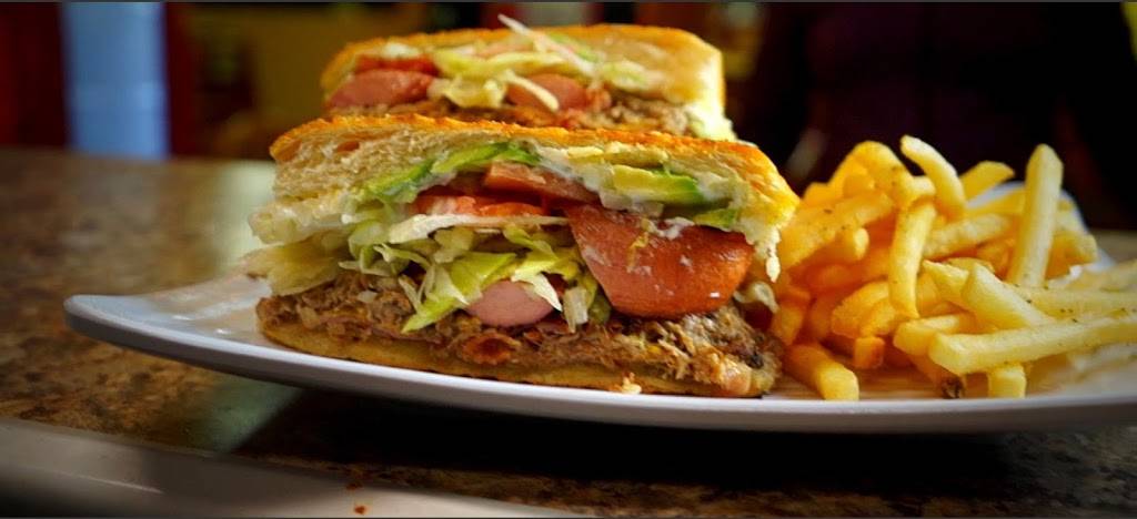 La Torteria y Mas | restaurant | 2717 Hillcrest Dr, San Antonio, TX 78228, USA | 2107585030 OR +1 210-758-5030