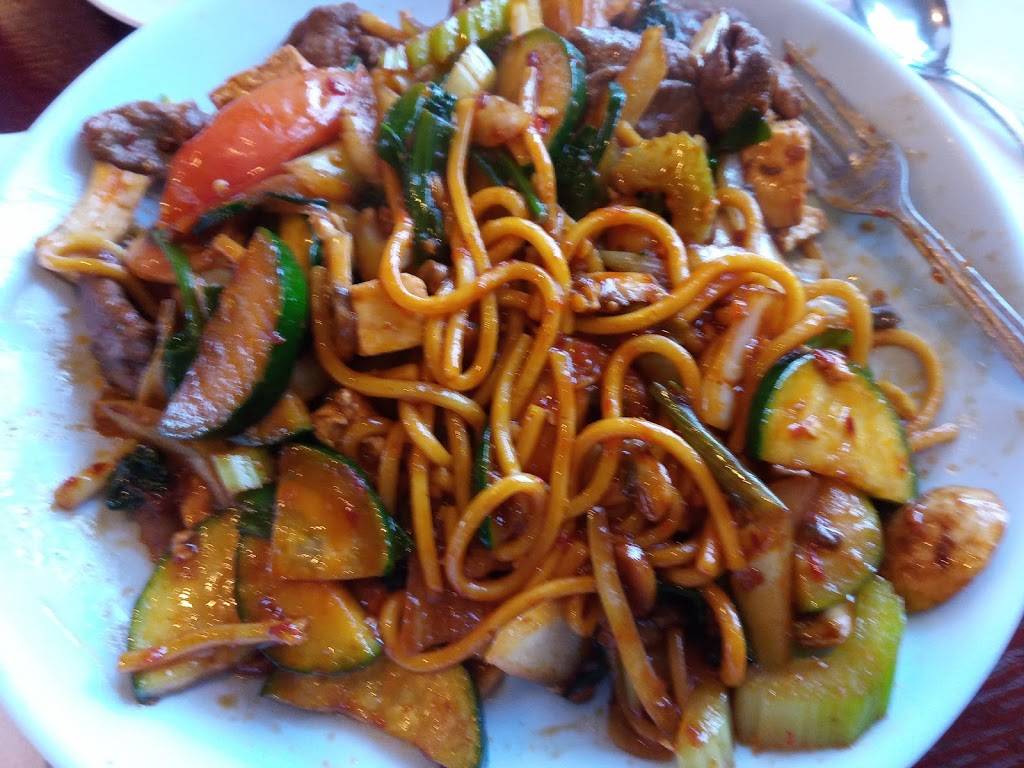 Golden Palace Mongolian BBQ | restaurant | 3681 E Colorado Blvd, Pasadena, CA 91107, USA | 6267961832 OR +1 626-796-1832