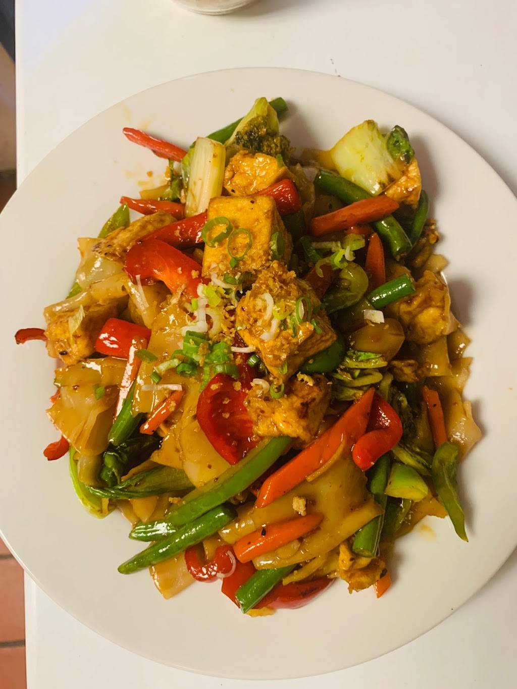 Pad Thai Noodle | restaurant | 256 N Craig St, Pittsburgh, PA 15213, USA | 4126220243 OR +1 412-622-0243