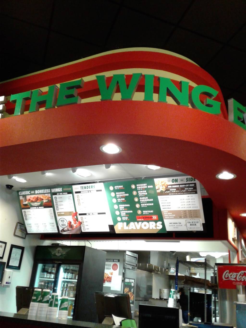 Wingstop | restaurant | 8200 S Main St #800, Houston, TX 77025, USA | 7136619464 OR +1 713-661-9464