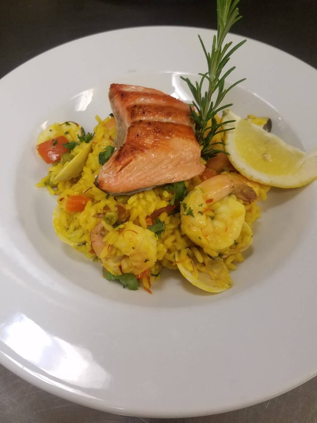 Magnolia Grill | restaurant | 210 E Charles St, Mt Angel, OR 97362, USA | 5039961029 OR +1 503-996-1029