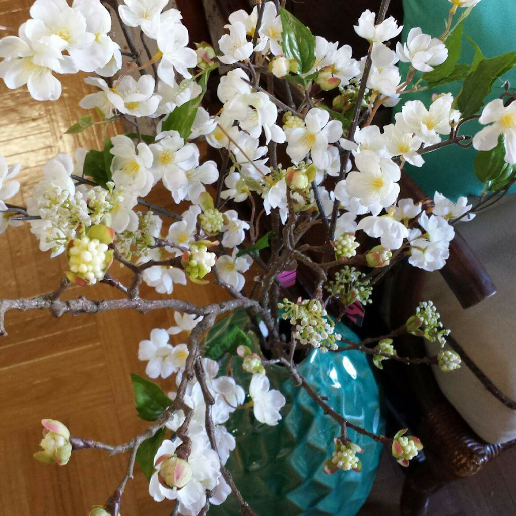 Stylish Living | restaurant | 620 G Ave, Grundy Center, IA 50638, USA | 3198243103 OR +1 319-824-3103