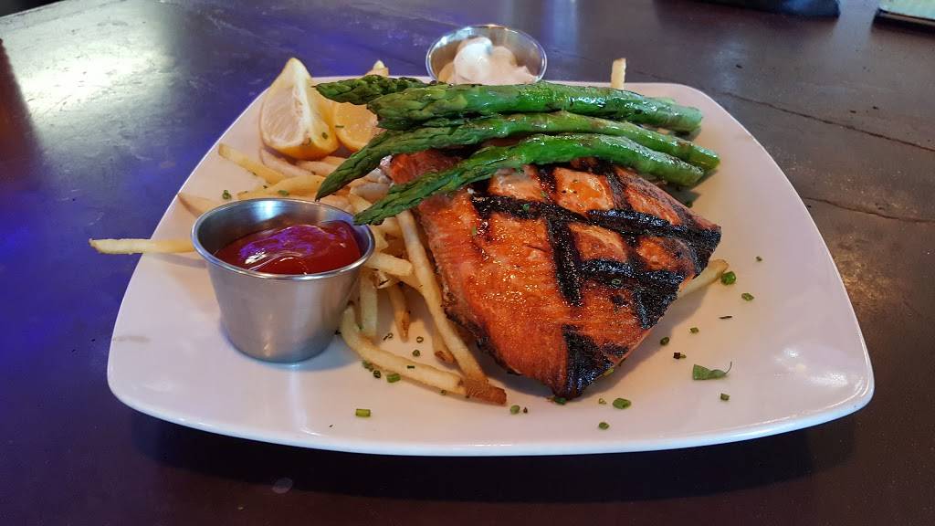 Urban Grill and Wine Bar | restaurant | 2829, 27412 Portola Pkwy, Lake Forest, CA 92610, USA | 9493402055 OR +1 949-340-2055