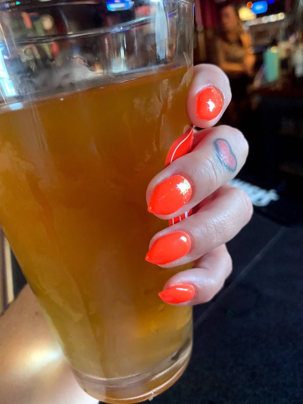 Firehouse Saloon | restaurant | 814 S Clinton Ave, Rochester, NY 14620, USA | 5853193832 OR +1 585-319-3832