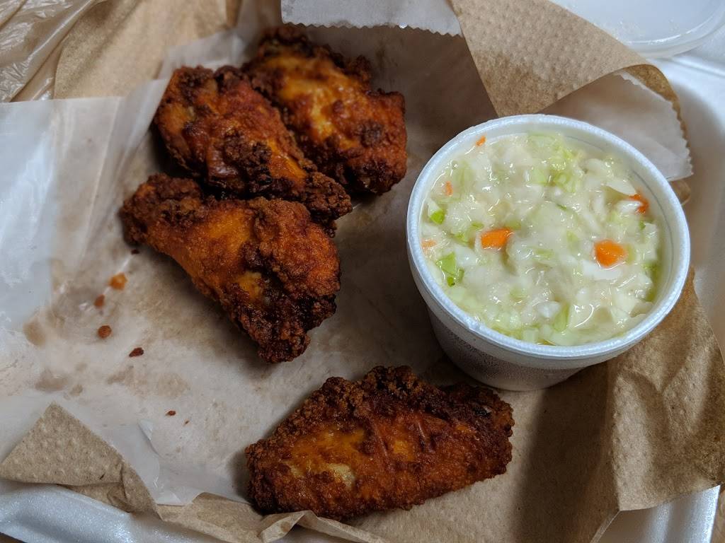 Chicken Coop St. Joe | restaurant | 2062 Washington Ave, St Joseph, MI 49085, USA | 2699835221 OR +1 269-983-5221