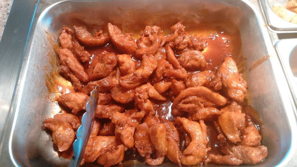 Lucky Chinese Restaurant | restaurant | 1096 Washington Rd, Thomson, GA 30824, USA | 7065958847 OR +1 706-595-8847