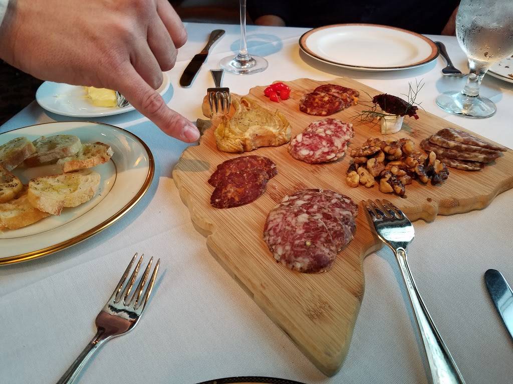 The Refectory Restaurant and Bistro | restaurant | 1092 Bethel Rd, Columbus, OH 43220, USA | 6144519774 OR +1 614-451-9774