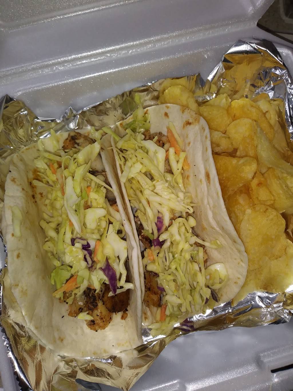 Road Dogs NB | restaurant | 338 Gruene Rd, New Braunfels, TX 78130, USA | 8307087003 OR +1 830-708-7003