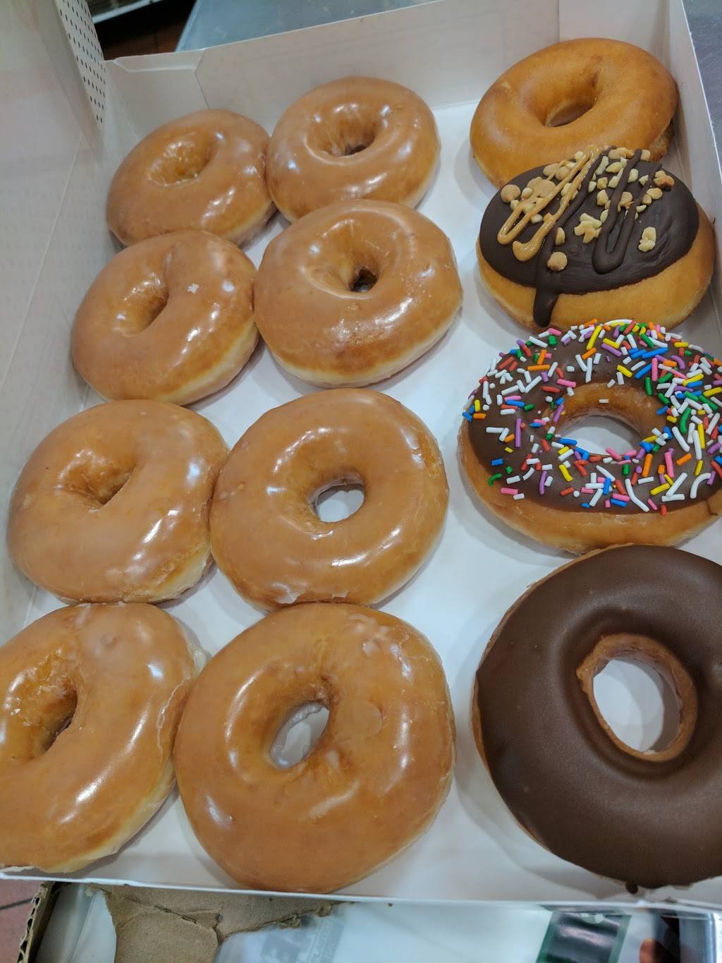 Krispy Kreme | cafe | 1548 S Azusa Ave, Industry, CA 91748, USA | 6269645044 OR +1 626-964-5044