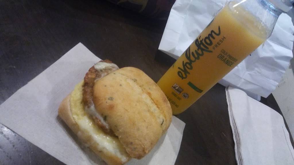 Starbucks | cafe | 15010 Harlan Rd, Lathrop, CA 95330, USA | 2098585345 OR +1 209-858-5345