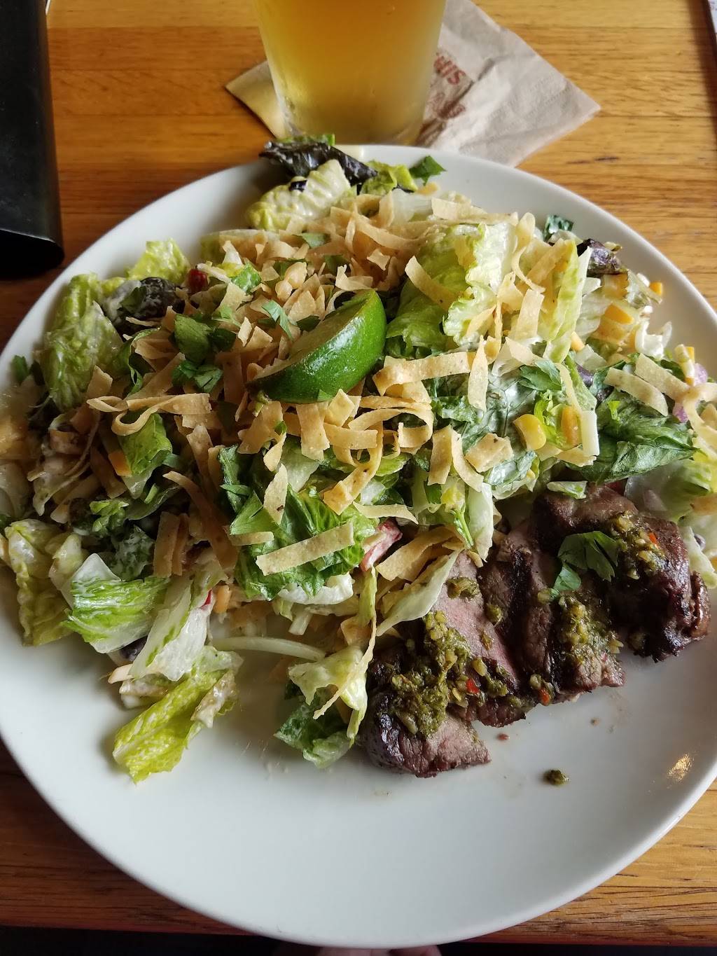 Applebees Grill + Bar | restaurant | 251 Kennedy Memorial Dr, Waterville, ME 04901, USA | 2078726702 OR +1 207-872-6702