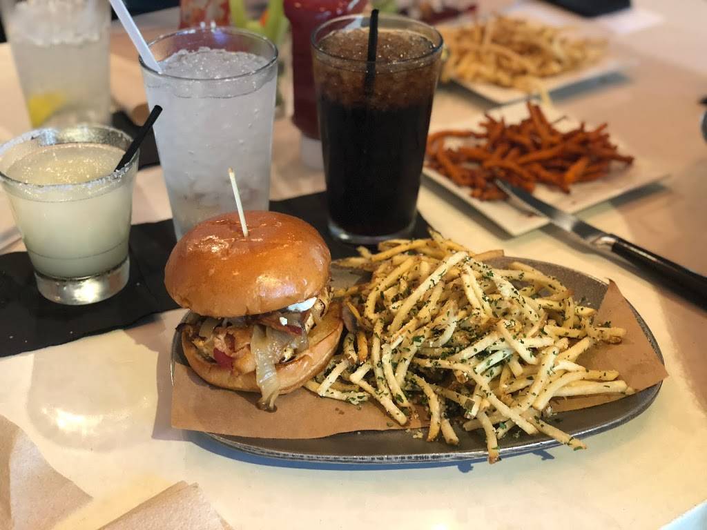 Village Burger Bar | restaurant | 3699 McKinney Ave, 325 West Village C, Dallas, TX 75204, USA | 2144439998 OR +1 214-443-9998