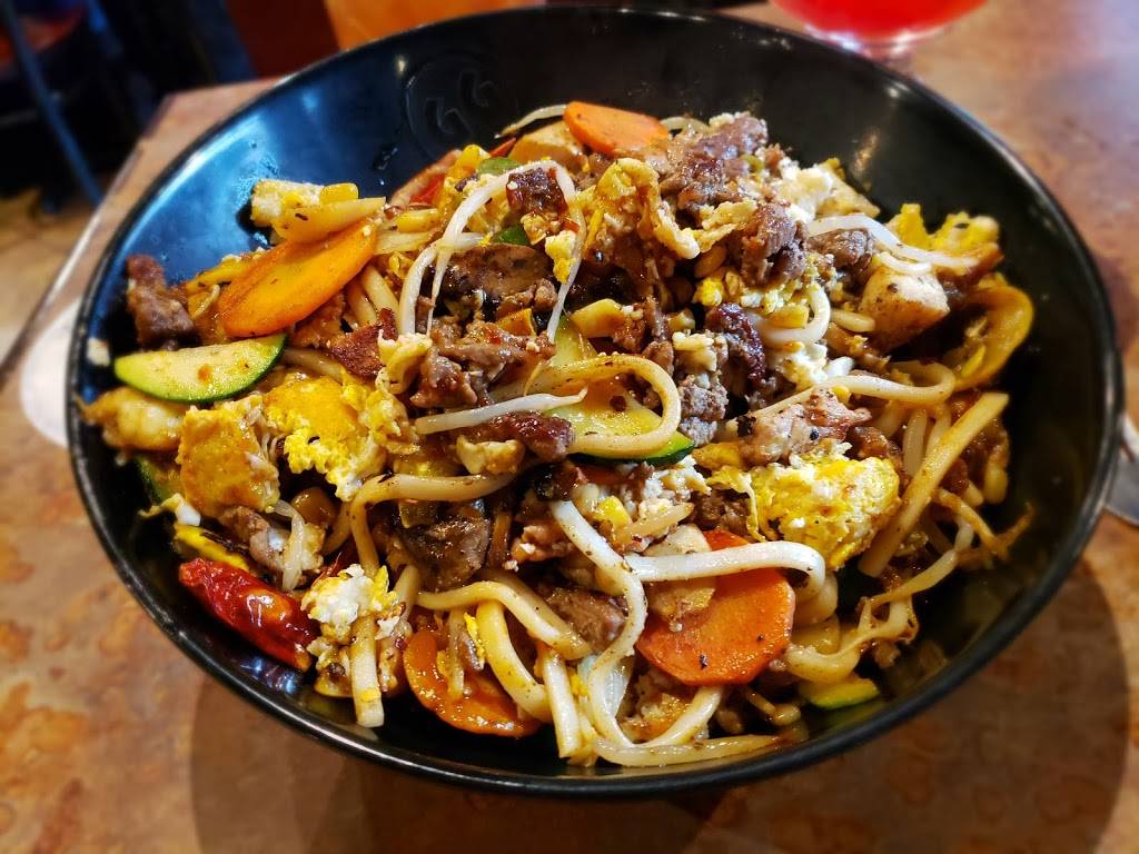 Genghis Grill | restaurant | 4410 The 25 Way, Albuquerque, NM 87109, USA | 5053449335 OR +1 505-344-9335