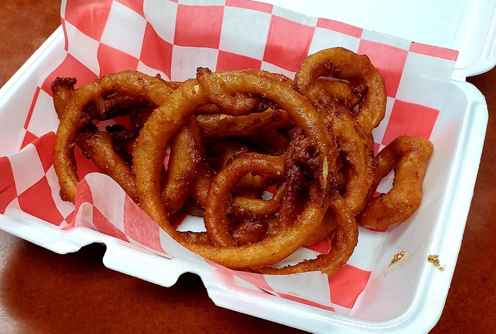 Mikes Cafe & Pizzeria | restaurant | 3 E Hwy 61, Esko, MN 55733, USA | 2188796633 OR +1 218-879-6633