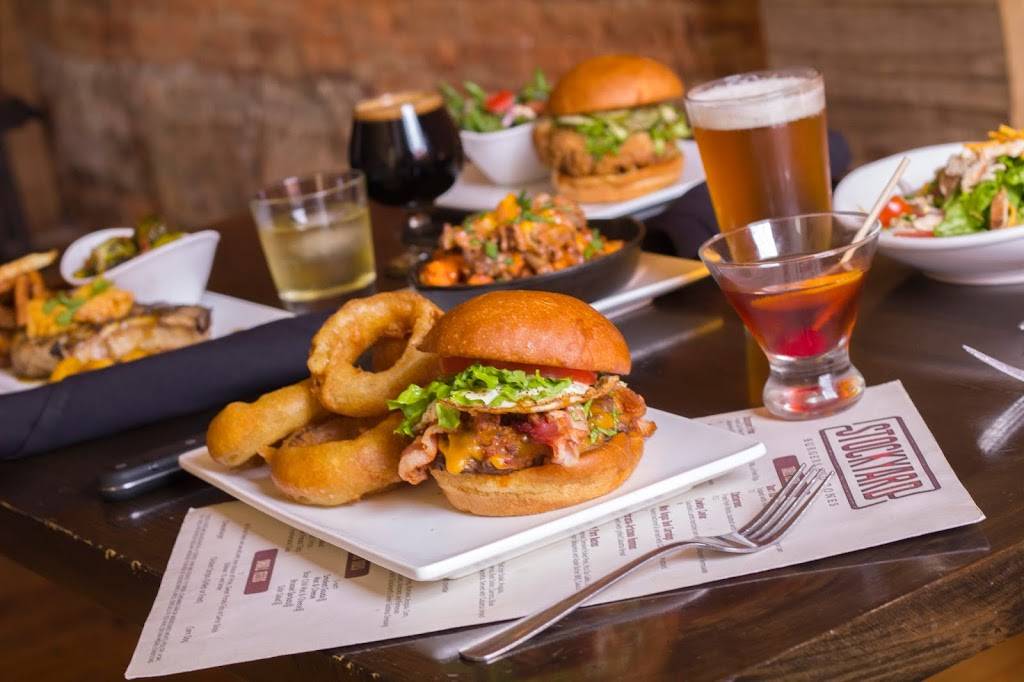 Stockyard Burgers and Bones | restaurant | 2850 Paces Ferry Rd SE, Atlanta, GA 30339, USA | 6783101095 OR +1 678-310-1095