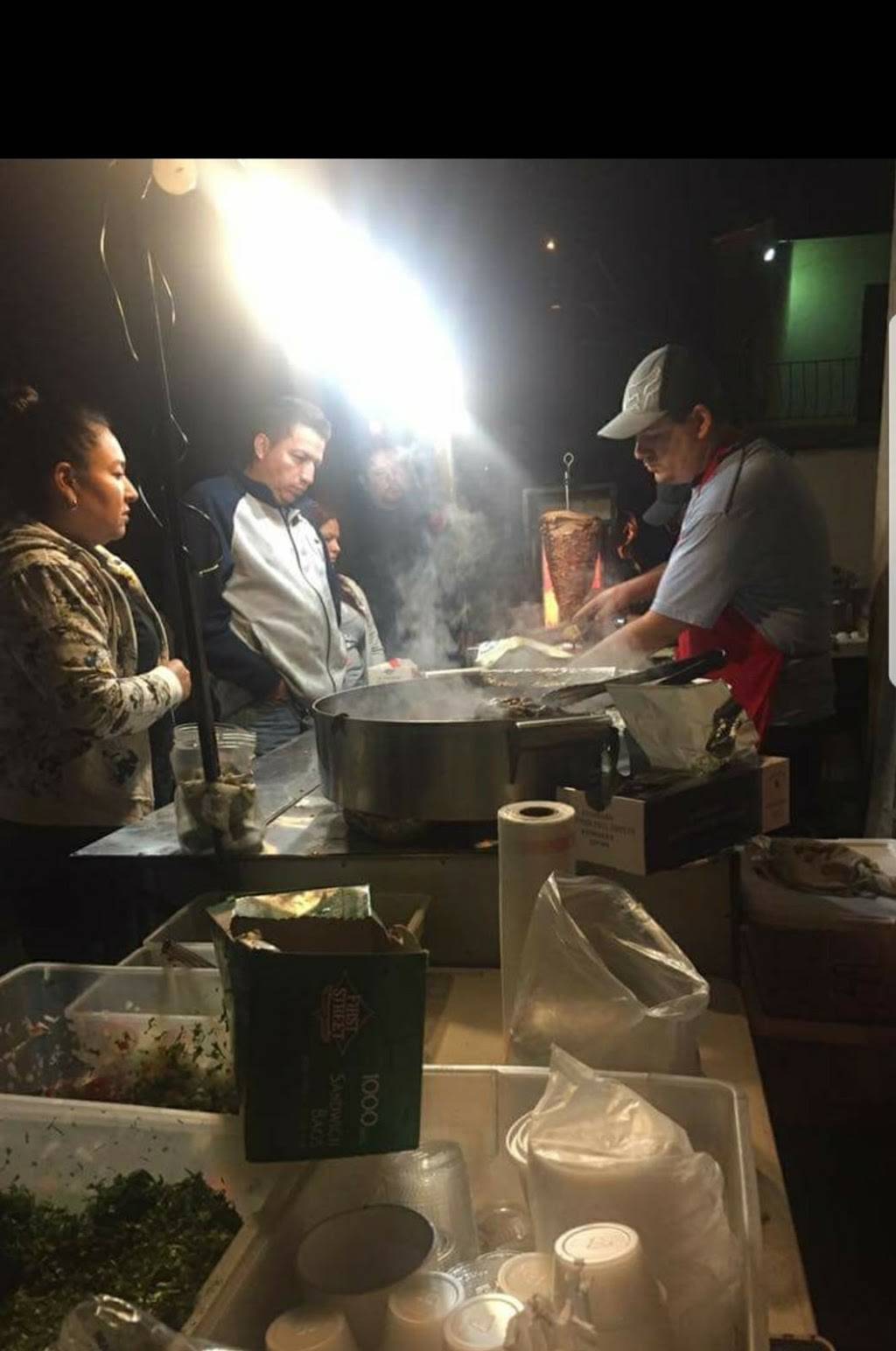 Tacos | restaurant | 4235 E Compton Blvd, Compton, CA 90221, USA | 3234391600 OR +1 323-439-1600