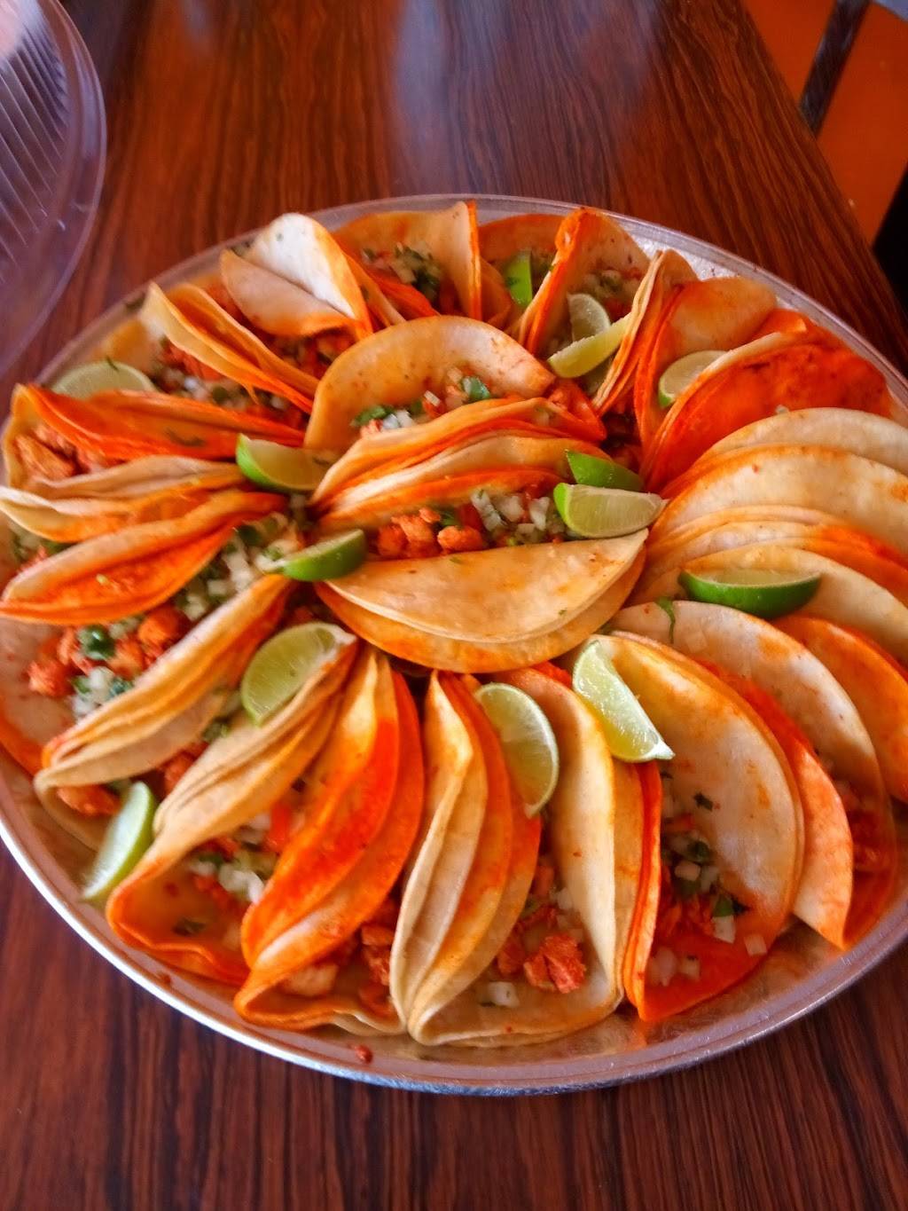 Los Pepitos Locos | restaurant | 2727 N Lombard St, Portland, OR 97217, USA | 5032832851 OR +1 503-283-2851