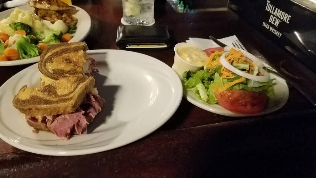 Maggie Mileys | restaurant | 126 E Beaufort St, Normal, IL 61761, USA | 3098074301 OR +1 309-807-4301