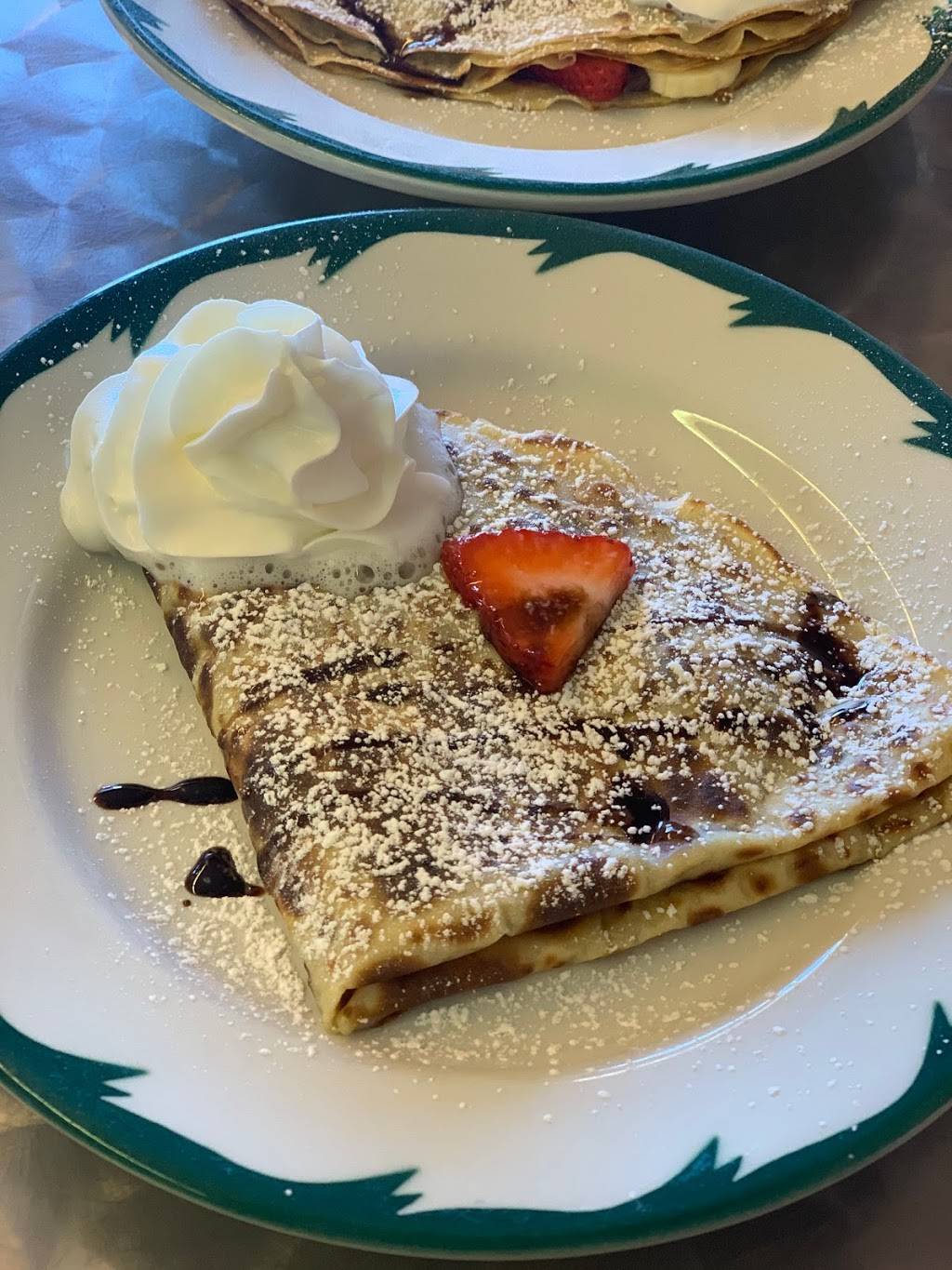 Renees Crêpes & Cakes | restaurant | 2020 Augustine Ave, Fredericksburg, VA 22401, USA | 5403680420 OR +1 540-368-0420