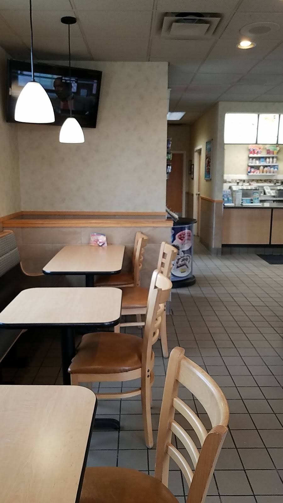 Dairy Queen | restaurant | 4630 Rahncliff Rd, Eagan, MN 55122, USA | 6516882725 OR +1 651-688-2725