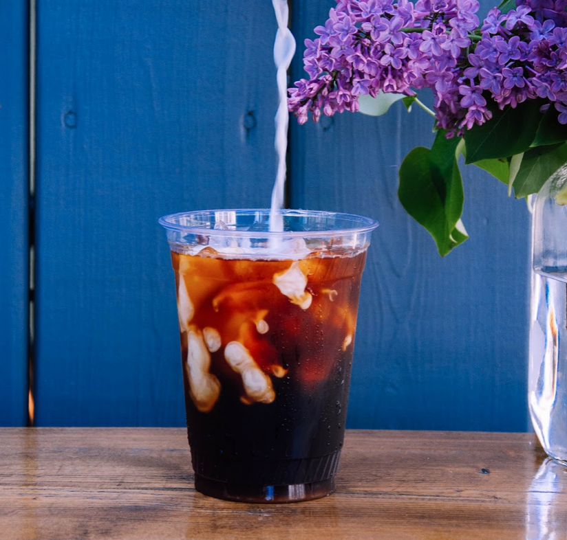 Seaweeds | restaurant | 16 Kennebec Ave, Oak Bluffs, MA 02557, USA | 5083387954 OR +1 508-338-7954