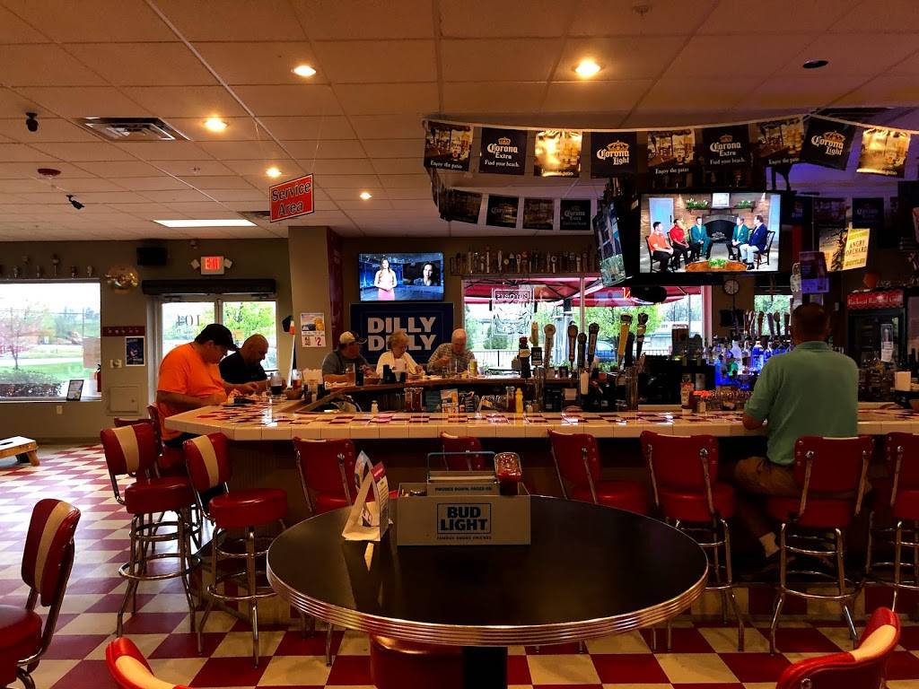 Backseat Bar and Grill | restaurant | 104 Full House Dr, Winchester, VA 22603, USA | 5406659033 OR +1 540-665-9033