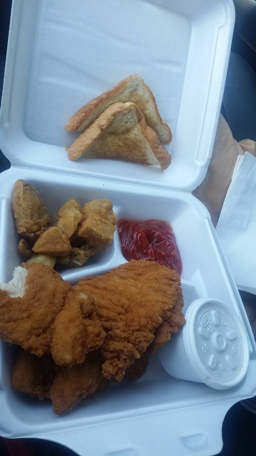 Dairy Queen Store | restaurant | 202 E Stratton Ave, Monterey, TN 38574, USA | 9318393315 OR +1 931-839-3315