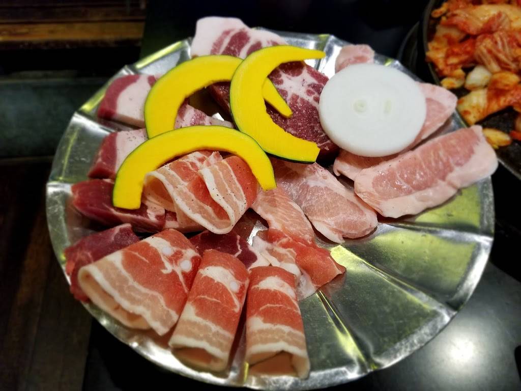 Honey Pig | restaurant | 3400 W 8th St, Los Angeles, CA 90005, USA | 2133800256 OR +1 213-380-0256