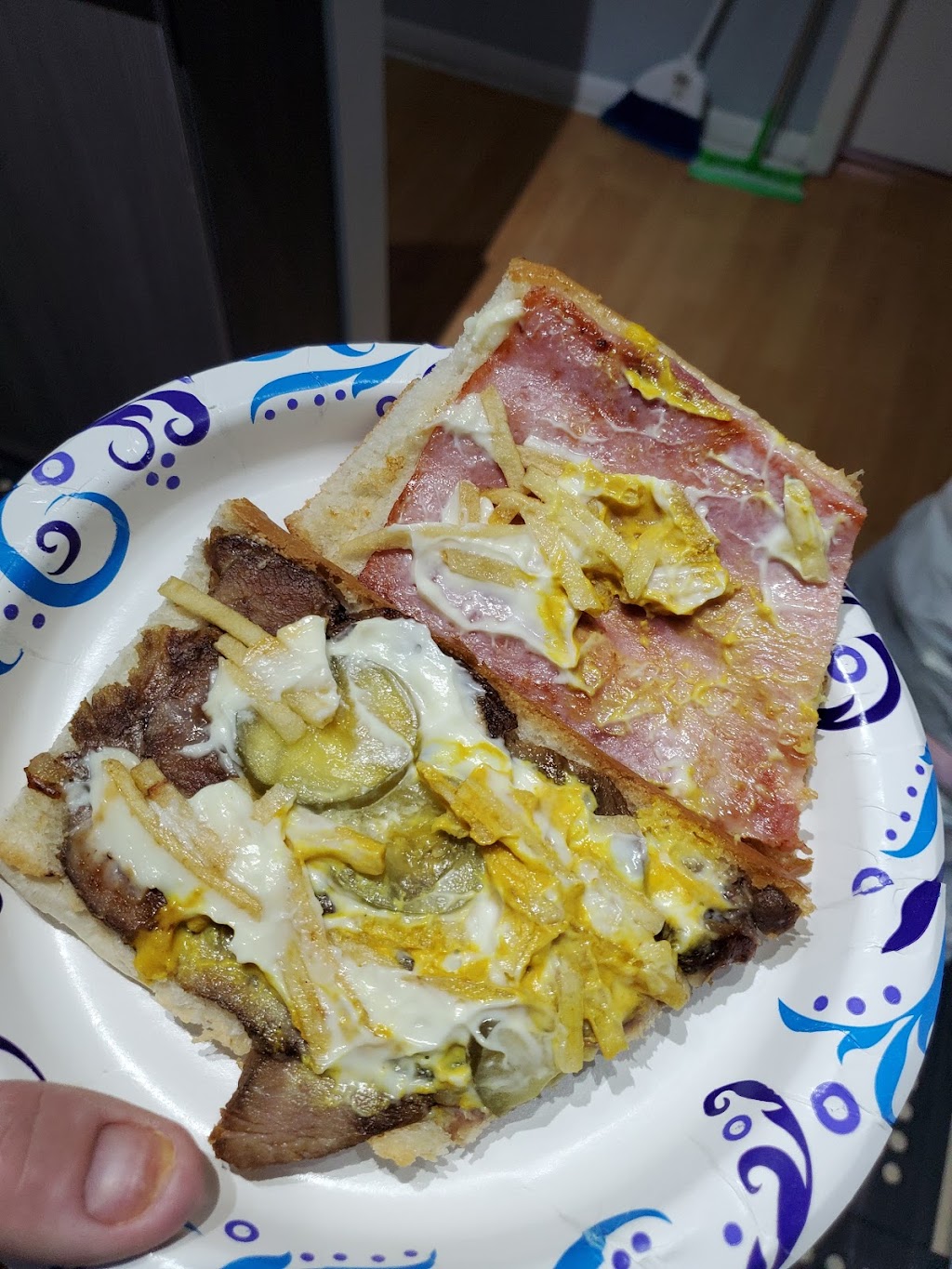 La Casita Cafeteria | restaurant | 3210 NW 7th St, Miami, FL 33125, USA | 3053810398 OR +1 305-381-0398