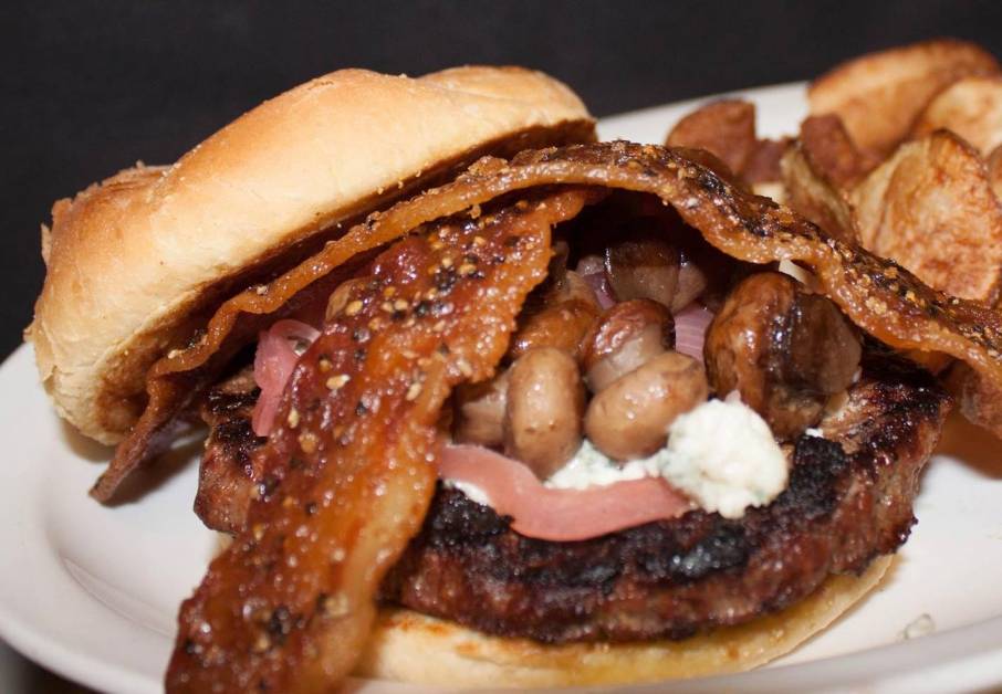 TwoRows Classic Grill | restaurant | 711 Central Expy S, Allen, TX 75013, USA | 9723968670 OR +1 972-396-8670