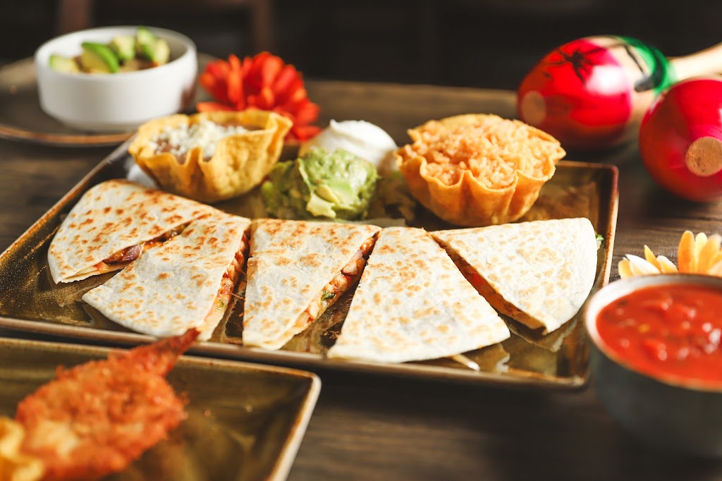 Azteca D Oro Mexican Restaurant Winter Garden | restaurant | 3130 Daniels Rd, Winter Garden, FL 34787, USA | 4079868702 OR +1 407-986-8702