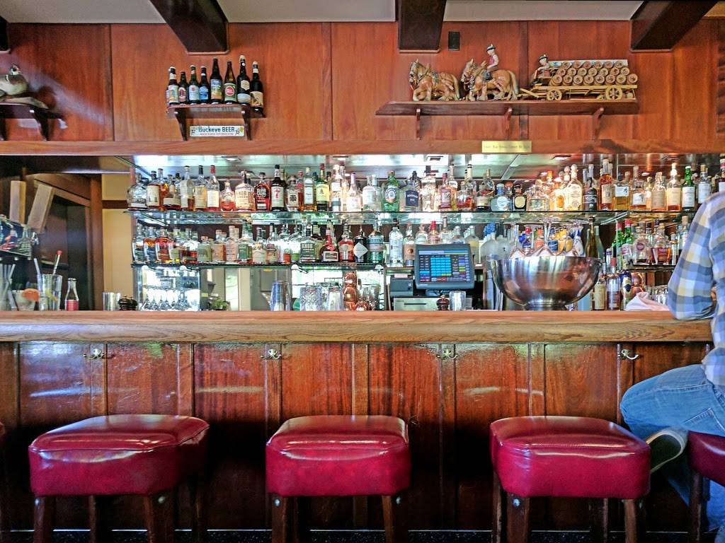 Buckeye Roadhouse | restaurant | 15 Shoreline Hwy, Mill Valley, CA 94941, USA | 4153312600 OR +1 415-331-2600