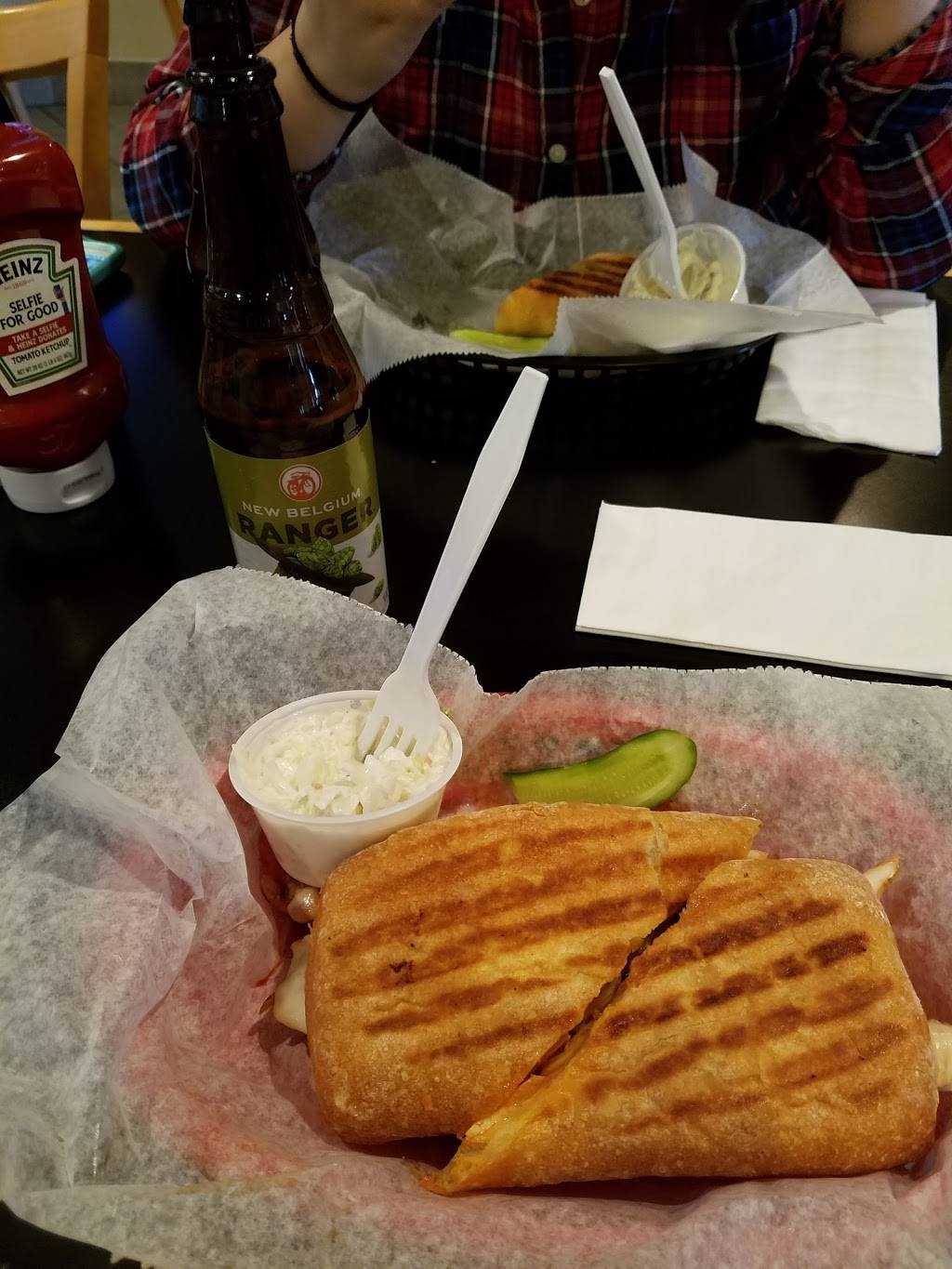 Pierce Street Deli | restaurant | 517 Pierce St, Kingston, PA 18704, USA | 5702833354 OR +1 570-283-3354